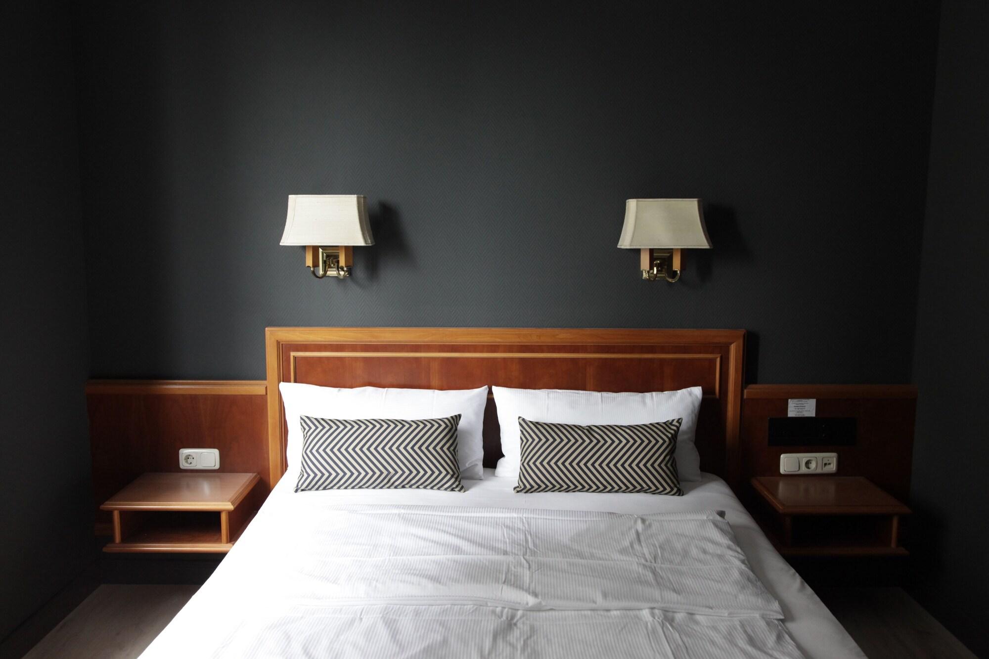 บูทิก โฮเต็ล โครเนอ มึนเชิน Hotel มิวนิก ภายนอก รูปภาพ